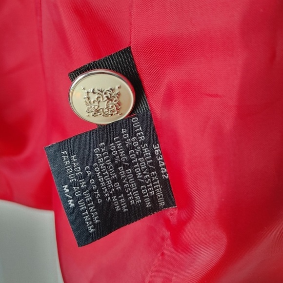 Blazer - Picture 11 of 11